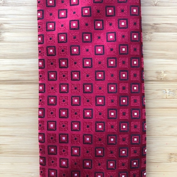 Donald J Trump Collection Silk Tie In Dark Red - Picture 5 of 6